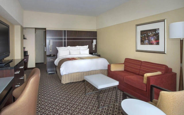 New York Marriott Marquis
