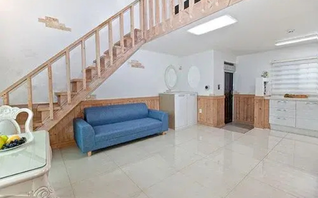 Taean Gomseom Paradise Pension