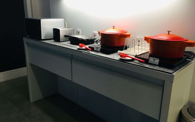 Golden Tower Shopping by Fênix Hotéis