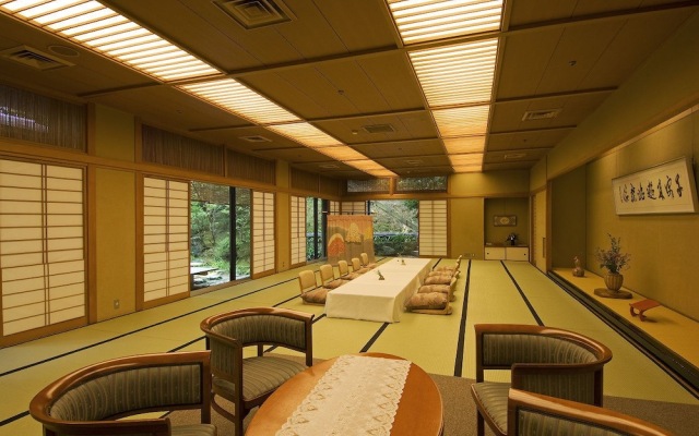 Ginsuiso Bekkan Choraku