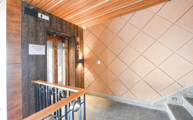 Fabhotel Muscat Residency
