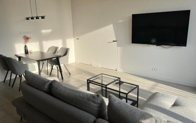 Bossa Nova - modern 2 bedroom apartment in the center