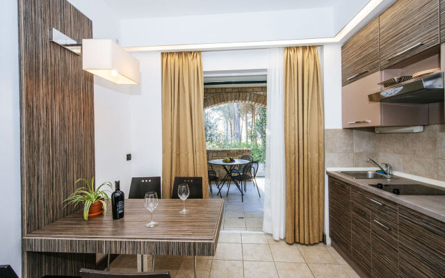 Zaton Holiday Resort Apartments