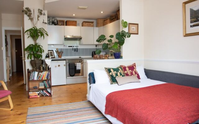 1 Bedroom Flat In Edinburgh