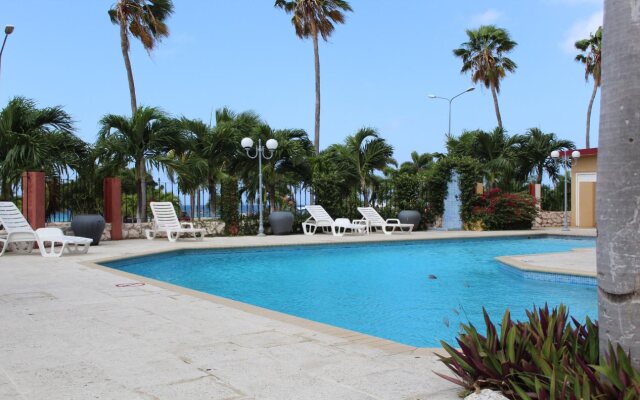 Hector Suites