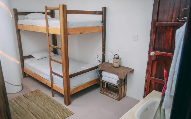 Malinche Hostel and Apartments