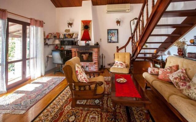Holiday Home Bugenvilija