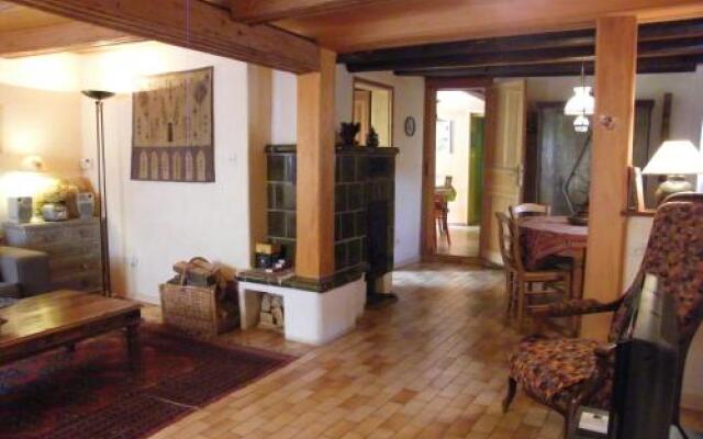 La Maison Jaune