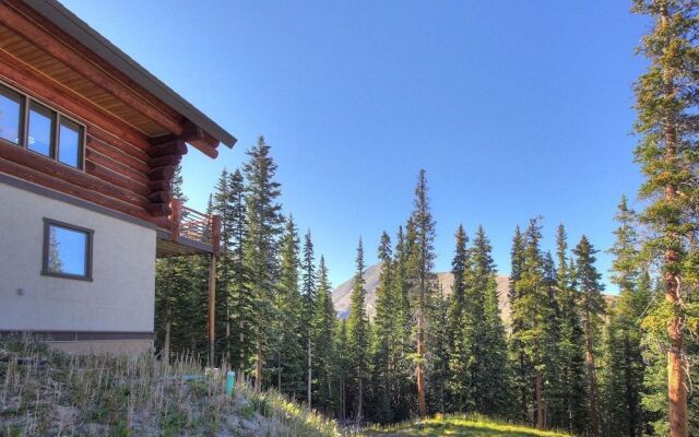 Quandary View Lodge by RedAwning