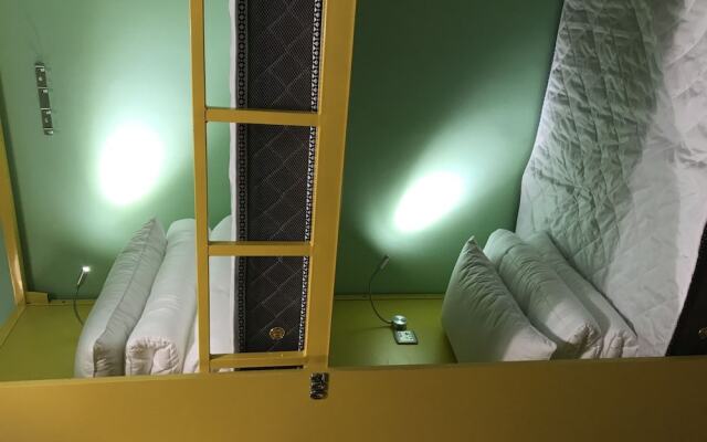 Shakespeare Garden Hostel