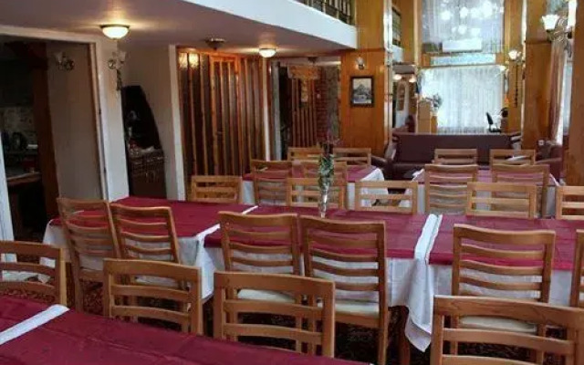 Otel Meral