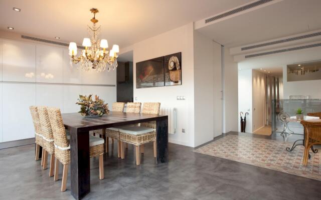 GAUDIR LUXURY · Luxury Apt with Terrace near Pg Gracia