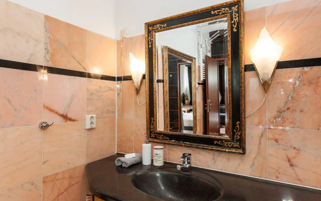 Crown Guesthouse Amsterdam