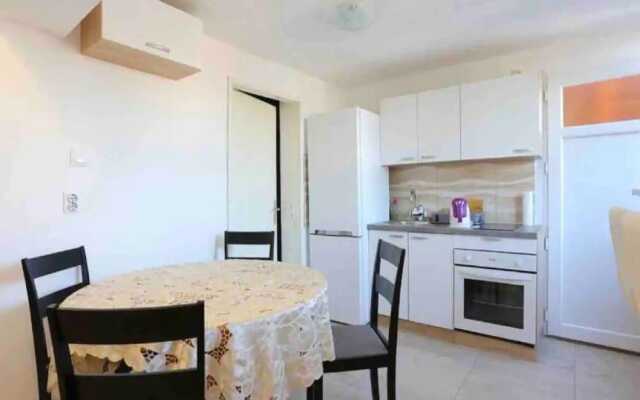 Seafront House Antonia