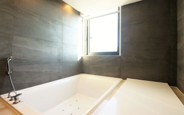 Premium AVA Hotel Sasang