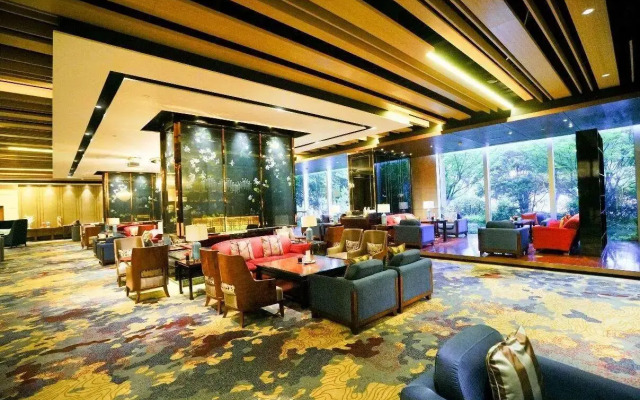Wyndham Grand Plaza Royale Ningbo