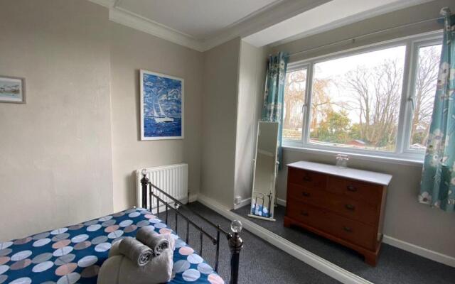Crofton House Garden Apartment