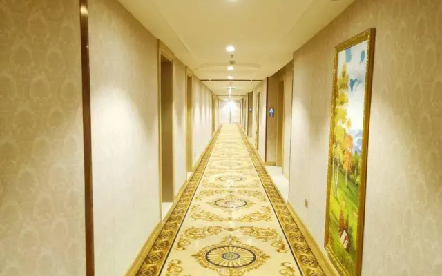 Vienna Hotel (Suzhou Wujiang Huayuan Road)