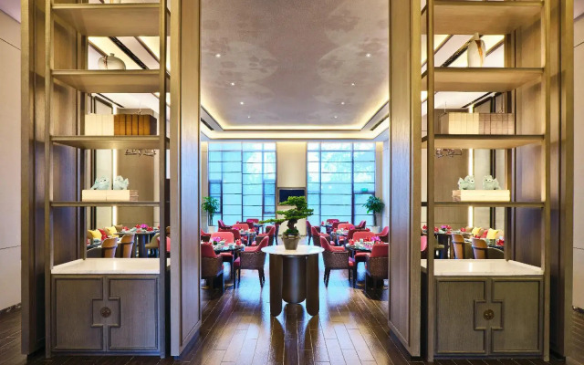 Crowne Plaza Wuxi Lake View
