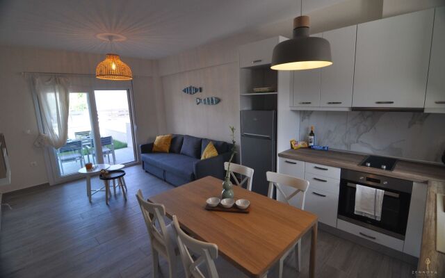 Zennova 24 Nikiti FLOW Family Apt