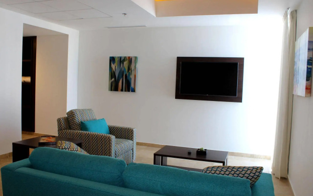 Holiday Inn Resort Mazatlan by IHG
