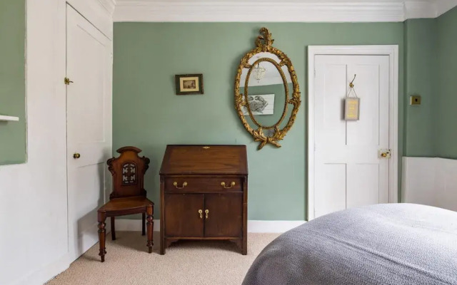 Spacious Homely Georgian Town House Central Bath