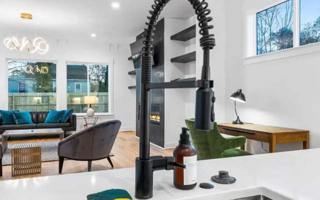 Modern Elegance in Charlotte