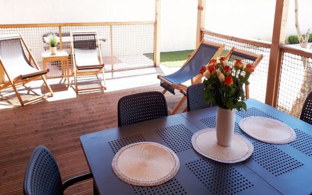 Elegant Mobile Home in Drage With Swimming Pool