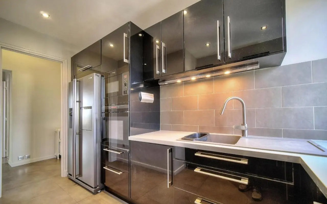 IMMOGROOM - Large Apartment - Parking - Air conditioning - Sea view - Wifi