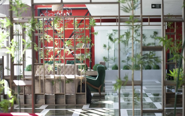 Neba Royal Hotel