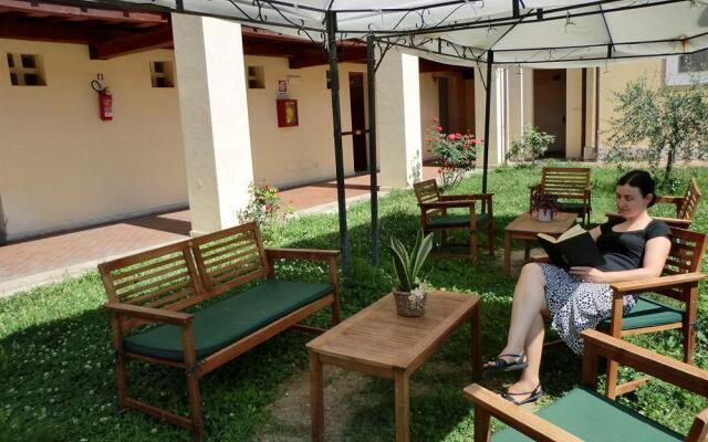 Mario Spagnoli - Hostel