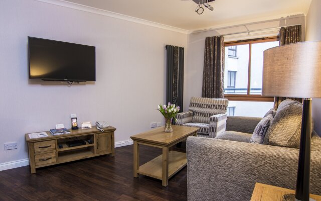 The Knight Residence Apartments by Mansley