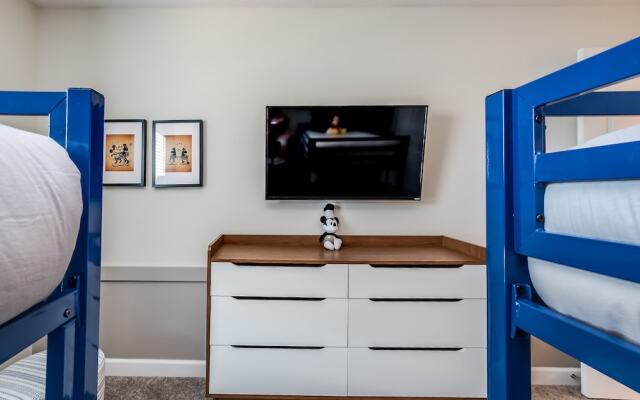 Stylish Home w/ Private Pool, 10 Min. From Disney!