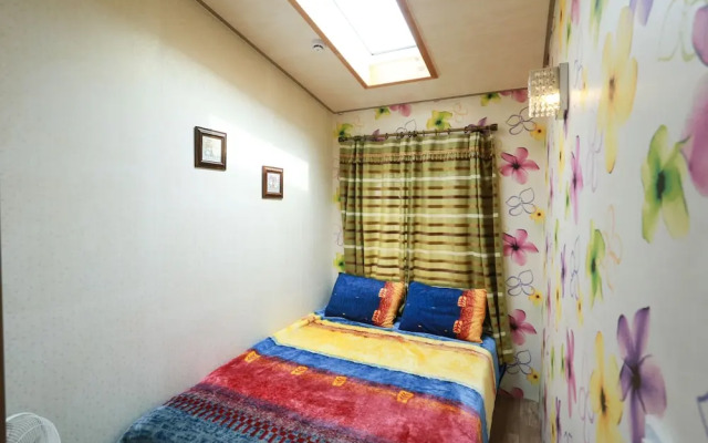 Fulnaeum House Pension