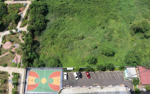 Cozy And Comfort Stay Studio Sayana Bekasi Apartment