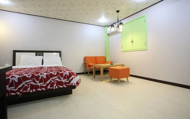 Yegrina Motel