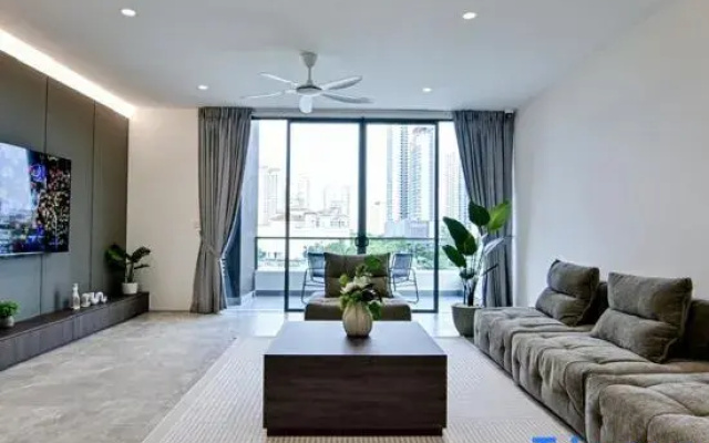 Modern Luxury Villa Hinai by Simple Sanctuary