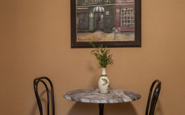 Green Hills Hideaway