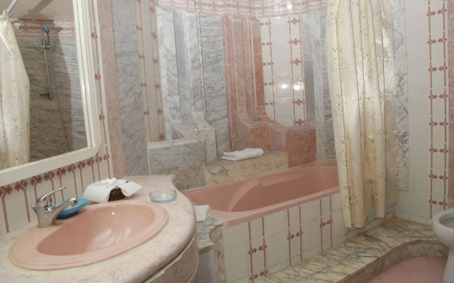 Hotel Kheops