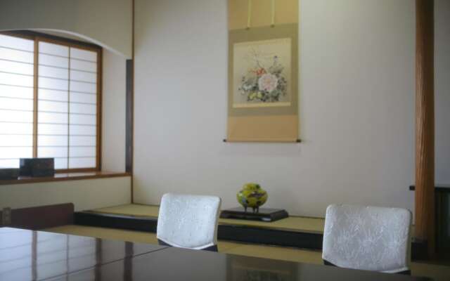Yamashiro Onsen Ryokan Tatami