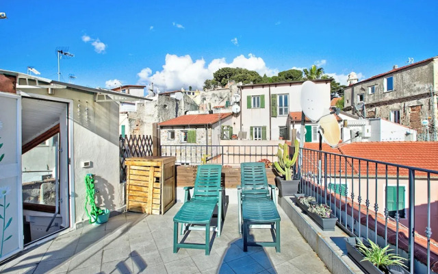 Un Terrazzo Nella Pigna