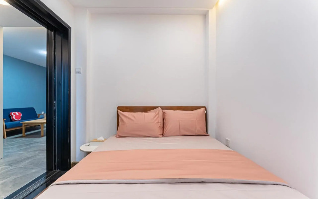 Locals Apartment Place 99