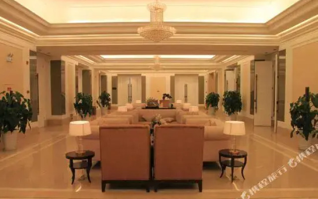 Zhaoshang Center Hotel