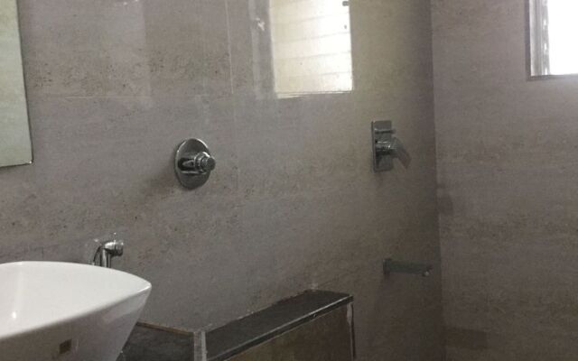 Arista Service Apartments Ghansoli