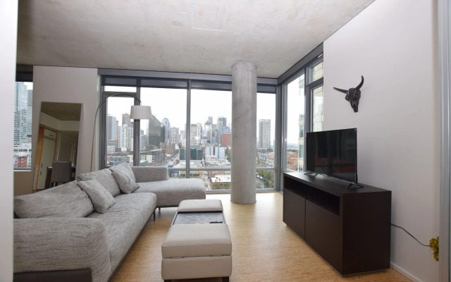 Space Needle Suites by Luxe Hubs