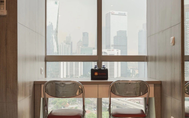 Stunning Studio at Ciputra World 2 Apartment