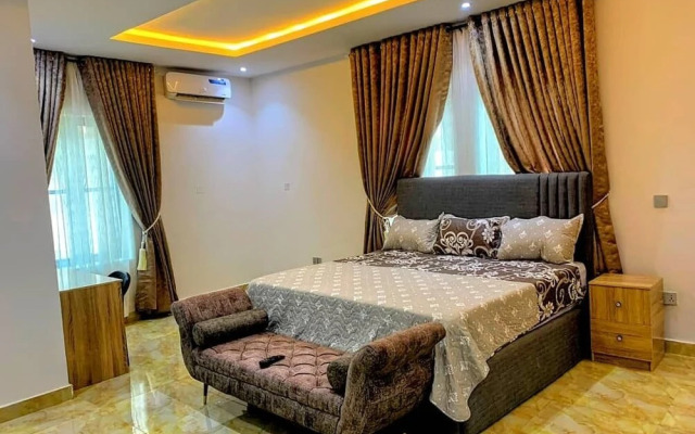 DFW Abodes Luxury Home