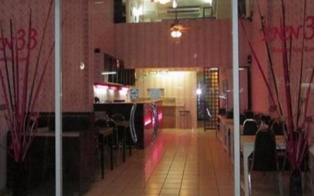 Inn 33