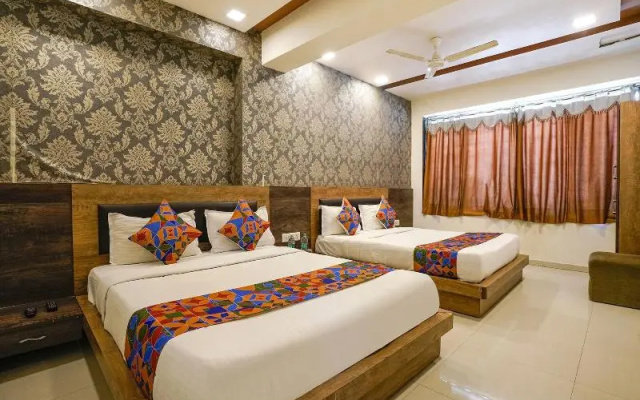 Fabhotel Galaxy I