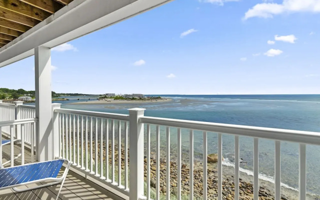 The Sparhawk Oceanfront Resort